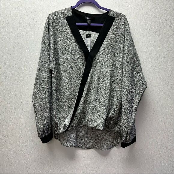 Kenneth Cole The Gail Blouse Black and White Surplice Top, NWT - Picture 1 of 13